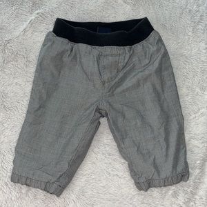 baby gap gray 0-3 month pants